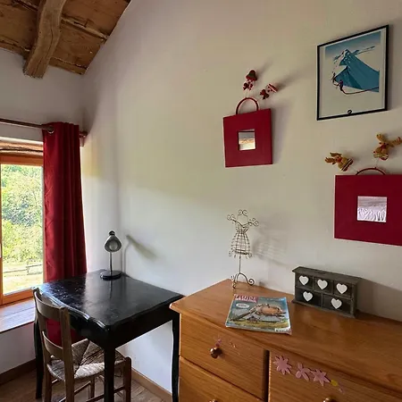 Renovated Barn With Pyrenees Mountain Views Сasa de vacaciones Boussenac