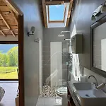 Renovated Barn With Pyrenees Mountain Views Holiday home *