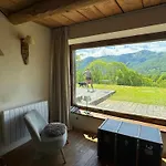 Renovated Barn With Pyrenees Mountain Views Holiday home Boussenac