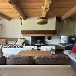 Renovated Barn With Pyrenees Mountain Views Holiday home