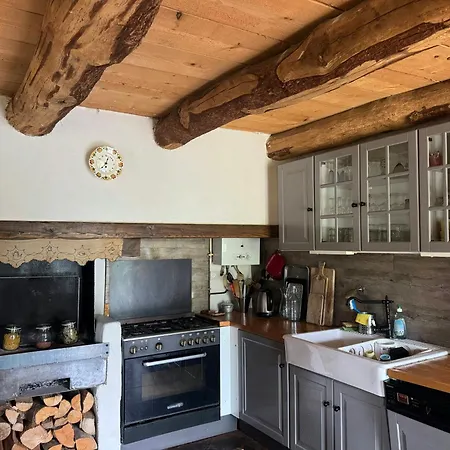 Renovated Barn With Pyrenees Mountain Views